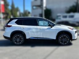 Nissan Rogue Platinum AWD 2026
