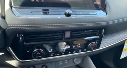 Nissan Rogue Platinum AWD 2026