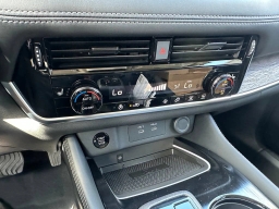 Nissan Rogue Platinum AWD 2026