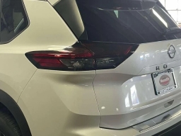 Nissan Rogue Platinum AWD 2026