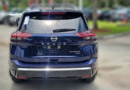 Nissan Rogue Platinum AWD 2026