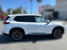 Nissan Rogue Platinum AWD 2026