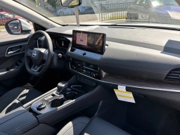 Nissan Rogue Platinum AWD 2026