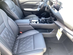 Nissan Rogue Platinum AWD 2026