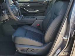 Nissan Rogue Platinum AWD 2026