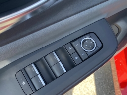 Toyota Prius Limited (Natl) 2026
