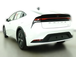 Toyota Prius LE (Natl) 2026