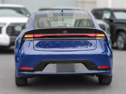 Toyota Prius XLE (Natl) 2026