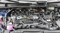 Toyota Prius XLE (Natl) 2026