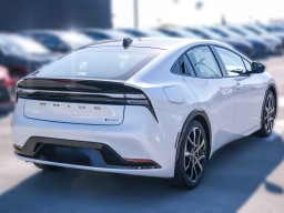 Toyota Prius Plug-In Hybrid XSE Premium (Natl) 2026