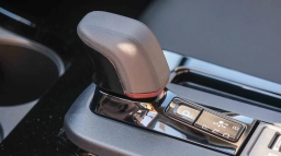 Toyota Prius Plug-In Hybrid XSE Premium (Natl) 2026