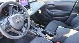 Toyota Corolla LE CVT (Natl) 2026