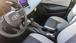 Toyota Corolla Hybrid LE FWD (Natl) 2026