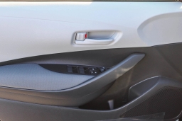 Toyota Corolla Hybrid LE FWD (Natl) 2026
