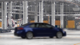 Toyota Corolla Hybrid LE FWD (Natl) 2026