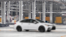 Toyota Corolla Hybrid SE FWD (Natl) 2026
