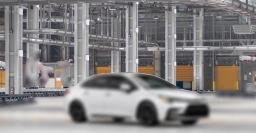 Toyota Corolla Hybrid SE FWD (Natl) 2026