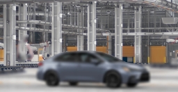 Toyota Corolla Hybrid SE FWD (Natl) 2026