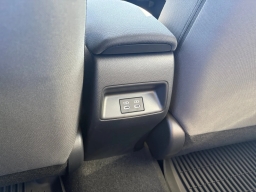 Toyota Corolla Hybrid LE FWD (Natl) 2026
