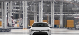 Toyota Corolla Hybrid LE FWD (Natl) 2026