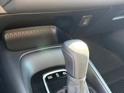 Toyota Corolla Hybrid LE FWD (Natl) 2026