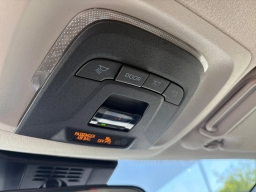 Toyota Corolla Hybrid LE FWD (Natl) 2026