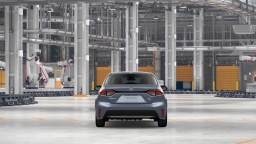 Toyota Corolla Hybrid LE FWD (Natl) 2026