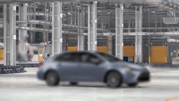 Toyota Corolla Hybrid LE FWD (Natl) 2026