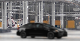 Toyota Corolla Hybrid SE FWD (Natl) 2026