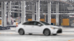 Toyota Corolla Hybrid LE FWD (Natl) 2026