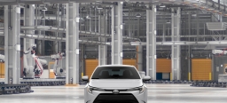 Toyota Corolla Hybrid LE FWD (Natl) 2026