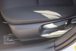 Toyota Corolla Hybrid LE FWD (Natl) 2026