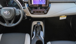 Toyota Corolla Hybrid LE FWD (Natl) 2026