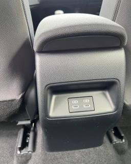Toyota Corolla Hybrid SE AWD (Natl) 2026