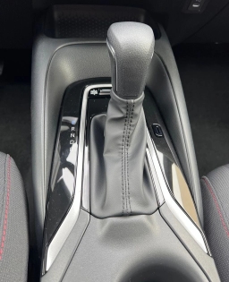 Toyota Corolla Hybrid SE AWD (Natl) 2026