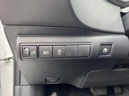 Toyota Corolla Hybrid SE AWD (Natl) 2026