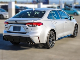 Toyota Corolla SE CVT (Natl) 2026