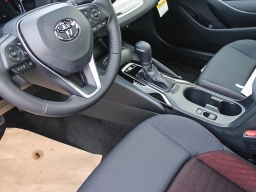 Toyota Corolla SE CVT (Natl) 2026