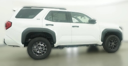 Toyota 4Runner SR5 2WD (Natl) 2026