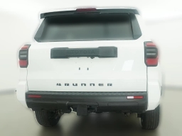 Toyota 4Runner SR5 2WD (Natl) 2026