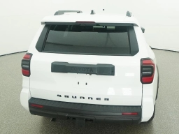 Toyota 4Runner SR5 2WD (Natl) 2026