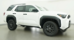 Toyota 4Runner SR5 2WD (Natl) 2026