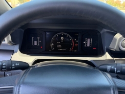 Toyota 4Runner SR5 4WD (Natl) 2026