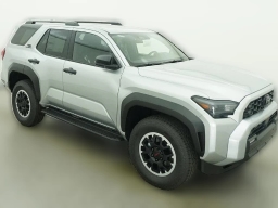 Toyota 4Runner TRD Off Road 4WD (SE) 2026