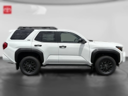 Toyota 4Runner SR5 4WD (Natl) 2026