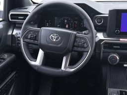 Toyota 4Runner SR5 4WD (Natl) 2026