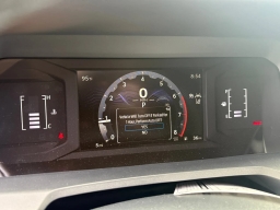 Toyota 4Runner SR5 4WD (Natl) 2026