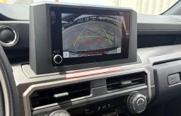 Toyota 4Runner SR5 4WD (Natl) 2026