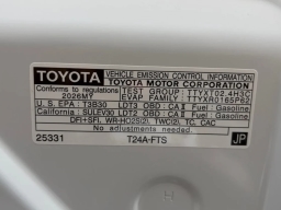 Toyota 4Runner SR5 4WD (Natl) 2026