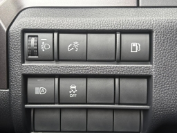 Toyota 4Runner SR5 4WD (Natl) 2026